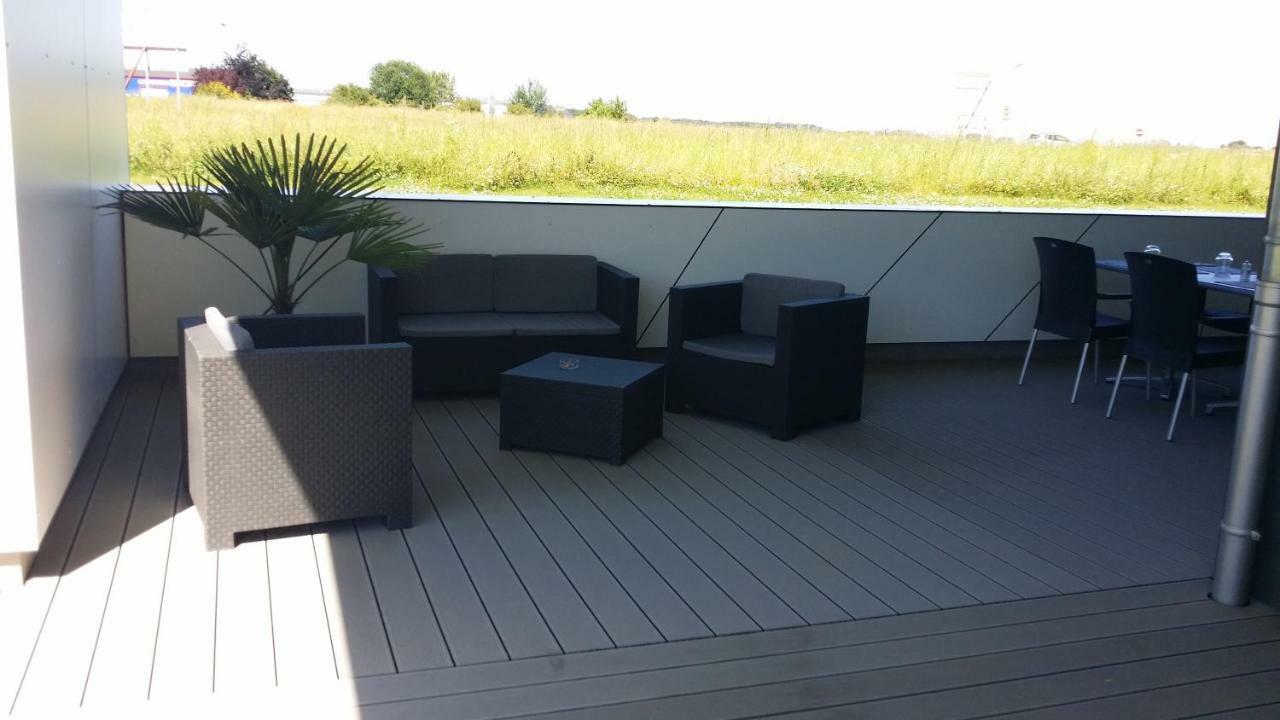Hotel - Restaurant La Claire Foret Morhange Exterior photo