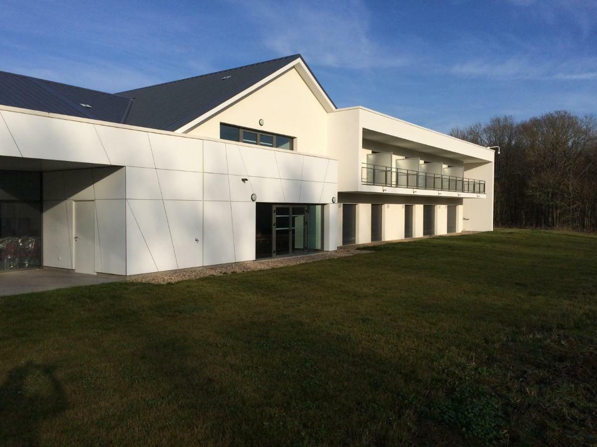 Hotel - Restaurant La Claire Foret Morhange Exterior photo